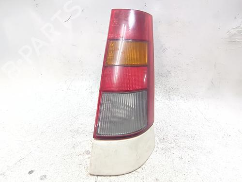 Used Right taillight RENAULT SUPER 5 (B/C40_) 1.4 (B/C402) (59 hp) 30529090