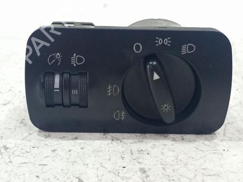 Interruttore luci Interruttore luci AUDI A3 (8L1) 1.9 TDI (110 hp) 36765911 36765911