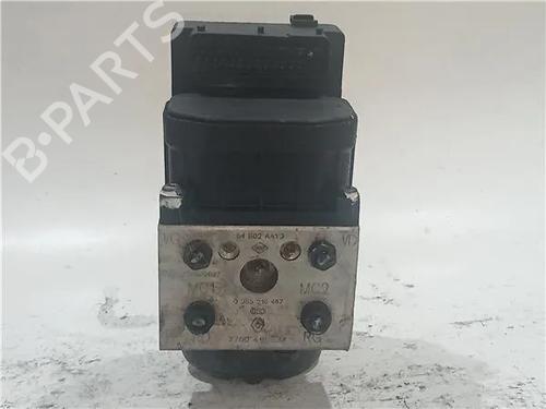 Used ABS pump RENAULT SAFRANE II (B54_) 2.2 dT (B54G) (113 hp) 23912917