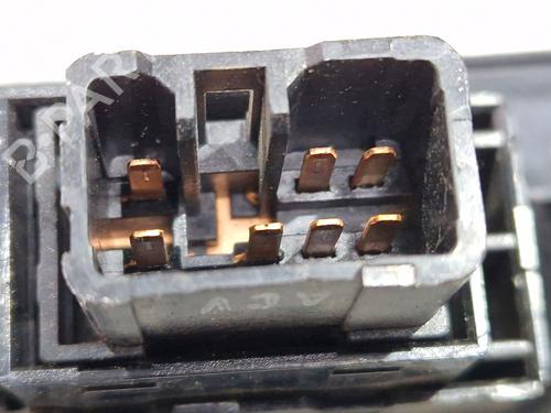 Right rear window switch HYUNDAI MATRIX (FC) 1.5 CRDi | BP29886093I28 