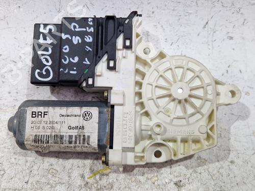 Høyre bak elrute bryter VW GOLF V (1K1) 1.6 (102 hp) 33169842