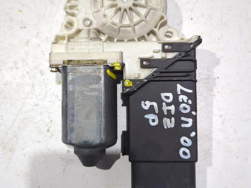 Fensterhebermotor vorne links für SEAT LEON (1M1) 2.8 (204 hp) 23925734