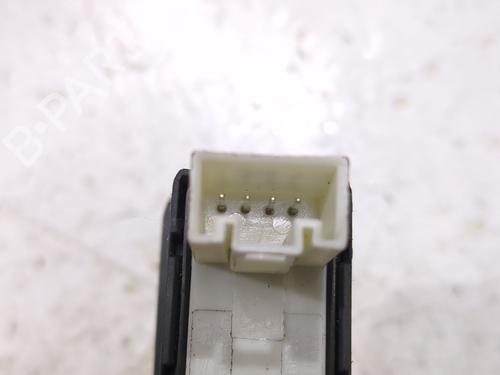 Right front window switch SKODA FABIA I Combi (6Y5) 1.4 TDI | BP32980673I26 - Image 4