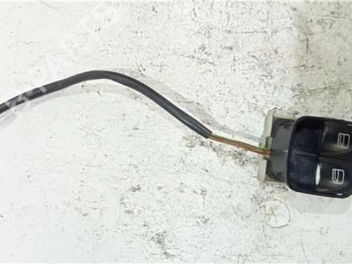 Commutateur MERCEDES-BENZ C-CLASS (W203) C 180 (203.035) (129 hp) 23910775
