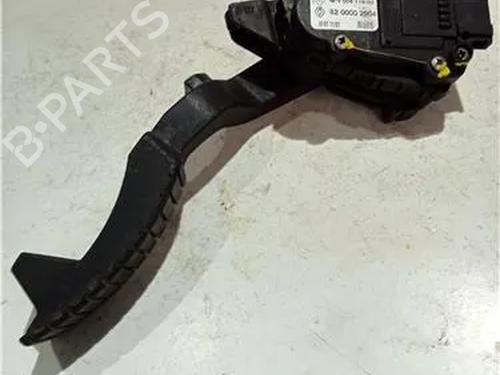 Used Pedal RENAULT LAGUNA II Grandtour (KG0/1_) 1.9 dCi (KG0G) (120 hp) 23928706