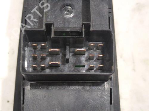 Left front window switch VOLVO S40 I (644) 1.9 DI | BP27928697I27 