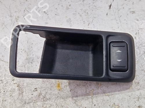Used Right front window switch FORD KUGA I 2.0 TDCi (140 hp) 33170694