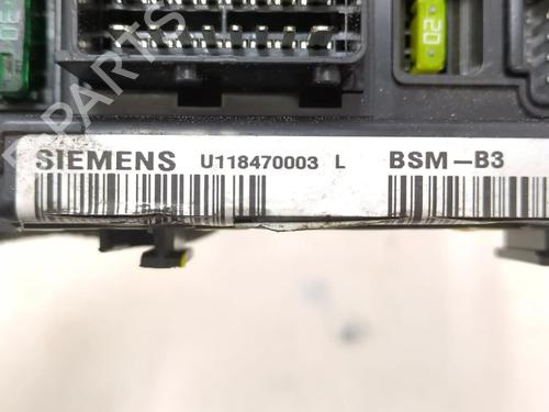 Fuse box CITROËN C4 Grand Picasso I (UA_) 1.6 HDi | BP25833680E1