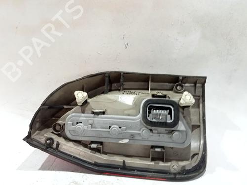 Right taillight OPEL ZAFIRA A MPV (T98) 2.2 DTI 16V (F75) | BP27319705C35 