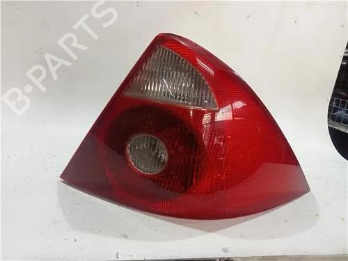 Used Right taillight FORD MONDEO III Saloon (B4Y) 2.0 16V DI / TDDi / TDCi (90 hp) 23918049