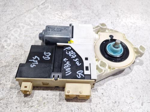 Used Right front window motor PEUGEOT 307 (3A/C) 1.6 HDi 110 (109 hp) 30831098