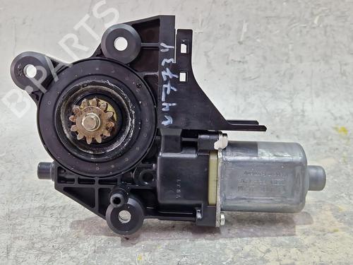 Right front window motor FORD FOCUS II (DA_, HCP, DP) 1.6 TDCi | BP29518696E20 