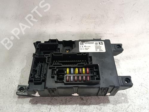 Used Fuse box Fuse box 38992470 38992470