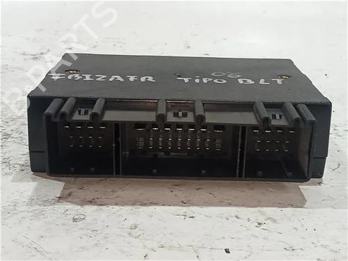 Commande Confort SEAT IBIZA III (6L1) 1.9 TDI (131 hp) 23913062