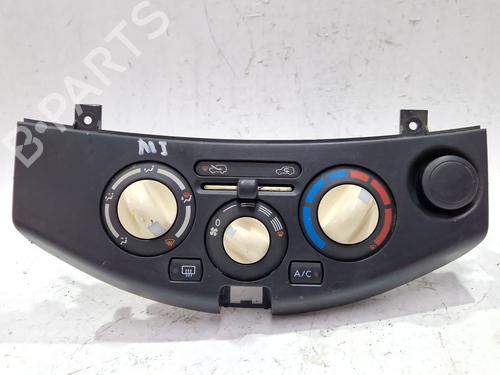 Used Climate control NISSAN MICRA III (K12) 1.2 16V (80 hp) 30192065