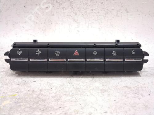 Used Switch PEUGEOT 5008 (0U_, 0E_) 1.6 HDi (110 hp) 28716510