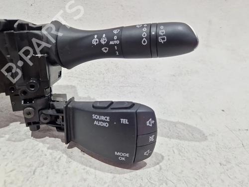 Spak kontakt RENAULT MEGANE IV Hatchback (B9A/M/N_) 1.6 TCe 205 (B9MV) | BP29697403I30 