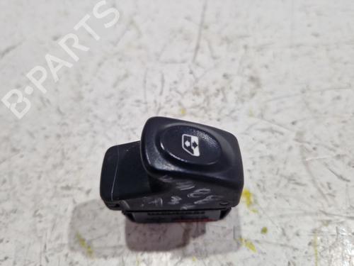 Used Right front window switch Right front window switch RENAULT MEGANE II (BM0/1_, CM0/1_) [2001-2012] 36017346 36017346