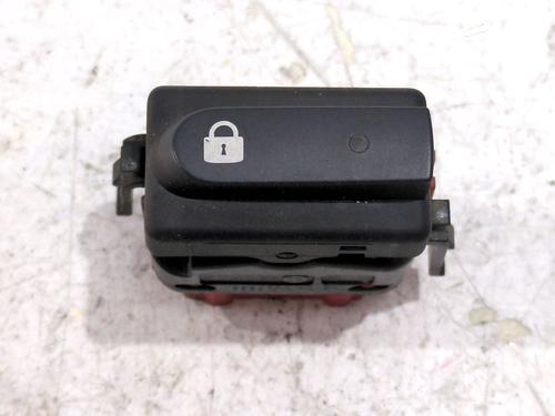 Interruttore Interruttore RENAULT CLIO II (BB_, CB_) 1.5 dCi (B/CB03) (80 hp) 32843981 32843981