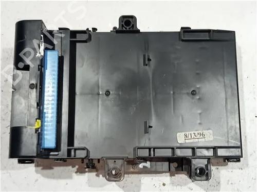 Used Fuse box Fuse box 23918495 23918495