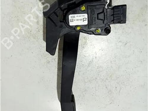 Otra OPEL CORSA C (X01) 1.2 (F08, F68) (75 hp) 23929505