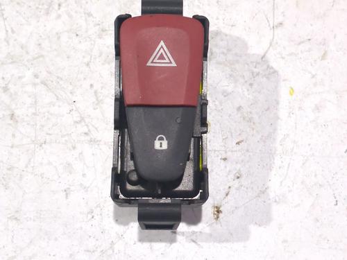 Switch RENAULT MEGANE II Saloon (LM0/1_) 1.5 dCi (LM1E) 8200214896A