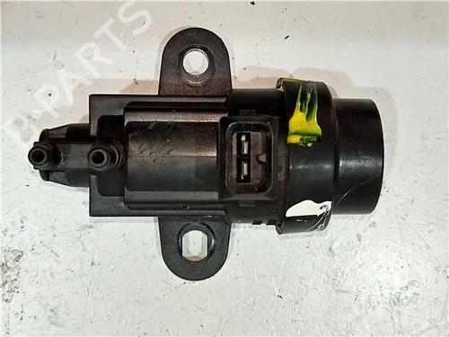 Sensor electrónico RENAULT MEGANE I Classic (LA0/1_) 1.9 dTi (LA1U) (80 hp) 23908044
