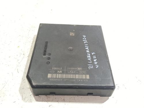 Used Fuse box Fuse box RENAULT LAGUNA III (BT0/1) 2.0 dCi (BT01, BT08, BT09, BT0E, BT0K, BT12, BT1C, BT1D,... (150 hp) 40228609 40228609