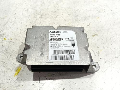 ecu-airbags-renault-clio-iii-br01-cr01-2005-2006-2007-2008-2009-2010-2011-2012-2013-2014-39103131 main image