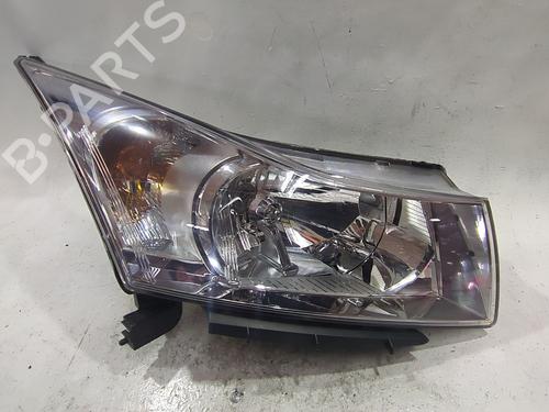 Used Right headlight Right headlight CHEVROLET CRUZE Hatchback (J305) 1.7 D (131 hp) 33715090 33715090