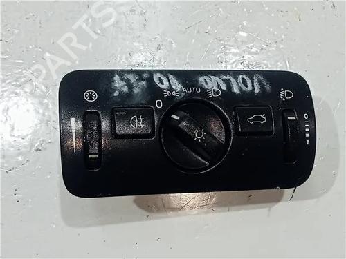 Used Switch VOLVO V40 Hatchback (525) D2 (120 hp) 23914722