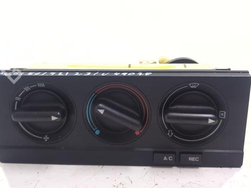Climate control AUDI 80 B4 Saloon (8C2) 2.3 E | BP40291928I5 - Image 5