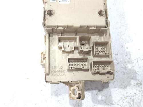 Fuse box TOYOTA AVENSIS Saloon (_T25_) 2.2 D-CAT (ADT251_, ADT251R) | BP31164107E1 