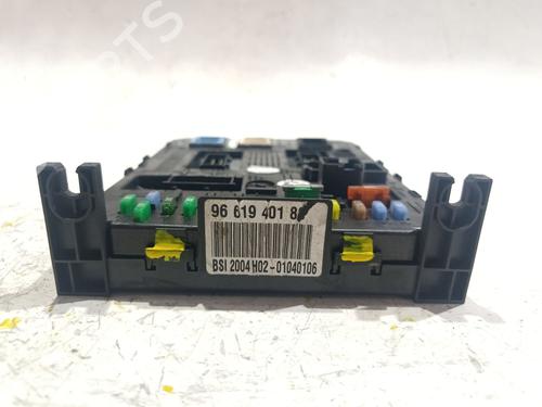 Fuse box PEUGEOT 607 (9D, 9U) 2.0 HDI | BP39987718E1 - Image 2