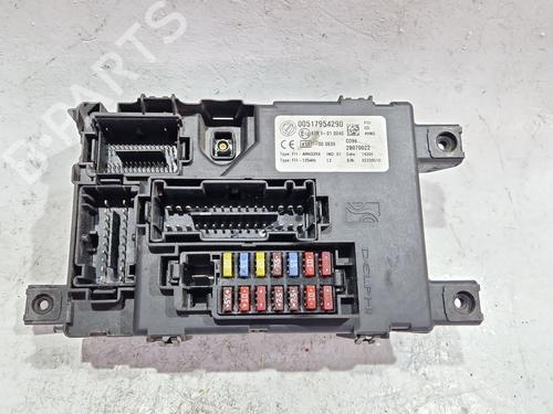 Used Fuse box FIAT GRANDE PUNTO (199_) 1.3 D Multijet (75 hp) 30962287