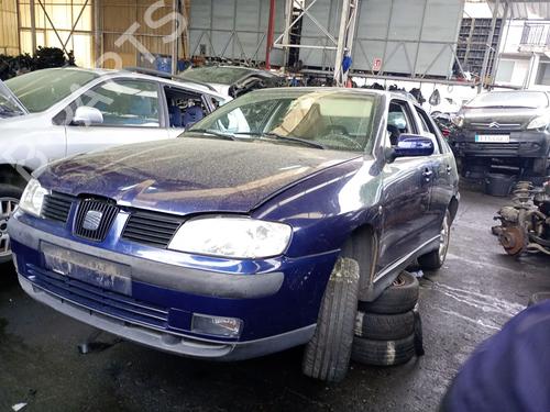 Right headlight SEAT CORDOBA (6K1, 6K2) 1.9 D | BP25834993C29 