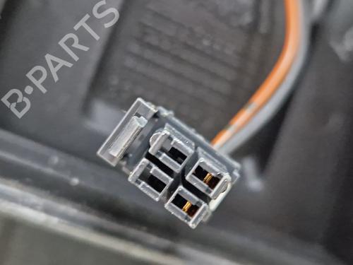 Right headlight PEUGEOT 607 (9D, 9U) 3.0 V6 24V | BP29913797C29 