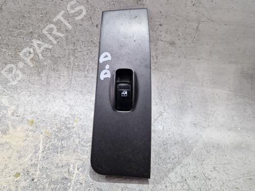 Used Right front window switch HYUNDAI MATRIX (FC) 1.5 CRDi (102 hp) 29886089