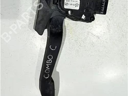 Pédale OPEL COMBO Tour 1.7 DI 16V (65 hp) 23929583