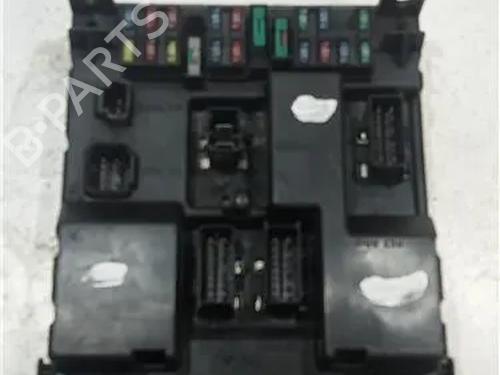 Used Fuse box PEUGEOT 307 CC (3B) 2.0 HDi 135 (136 hp) 23911503