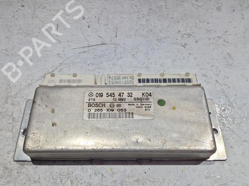 Used Control unit MERCEDES-BENZ E-CLASS (W210) E 300 D (210.020) (136 hp) 30936350