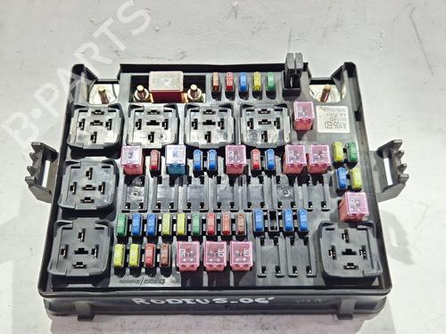 Zekeringkast SSANGYONG RODIUS I 2.7 Xdi 4WD (163 hp) 30192063