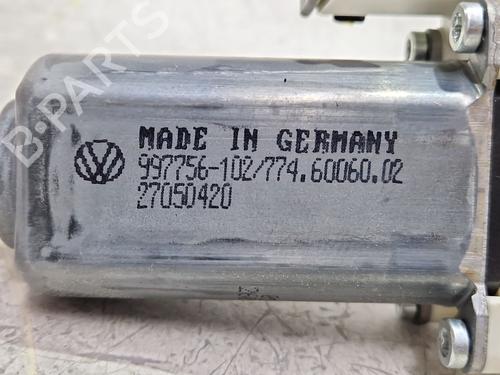 Rudehejsemotor bagstkærm højre VW GOLF VI (5K1) 1.6 TDI | BP29938112E22