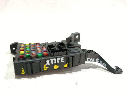 Fuse box JAGUAR X-TYPE I (X400) 2.2 D | BP37088899E1 - Image 2