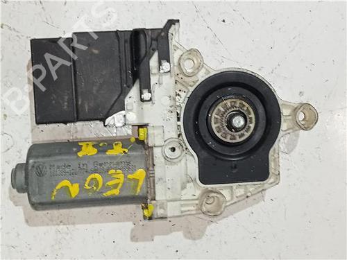 Used Left rear window motor SEAT LEON (1M1) 1.9 TDI (110 hp) 23913281