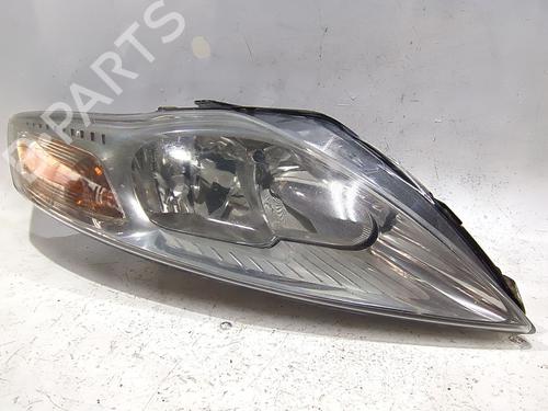 Used Right headlight FORD MONDEO IV (BA7) 1.8 TDCi (125 hp) 31882291