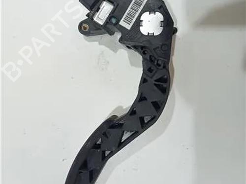 Used Pedal RENAULT MEGANE III Hatchback (BZ0/1_, B3_) 1.5 dCi (86 hp) 23930833
