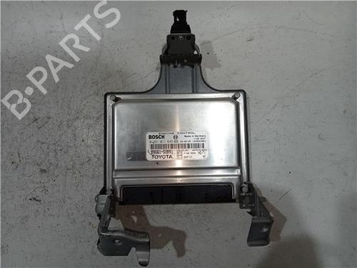Used Electronic module TOYOTA YARIS (_P9_) 1.4 D-4D (NLP90_, NLP90R) (90 hp) 23906837