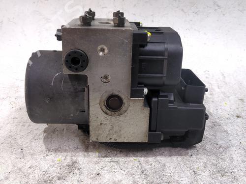Used ABS pump ABS pump TOYOTA YARIS (_P9_) 1.3 VVT-i (SCP90_, SCP90R) (87 hp) 34115122 34115122