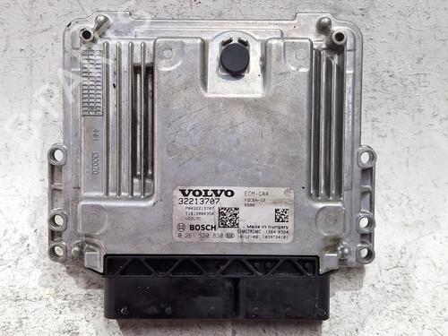 Used Electronic module VOLVO XC40 (536) T3 (156 hp) 30385072